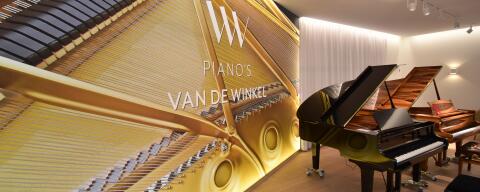 Piano's Van De Winkel - Beprinte lichtwand & akoestische spanplafonds