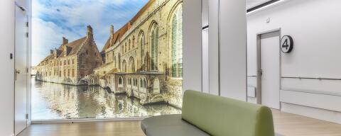 Mur lumineux imprimé salle d'attente AZ Sint-Jan Bruges