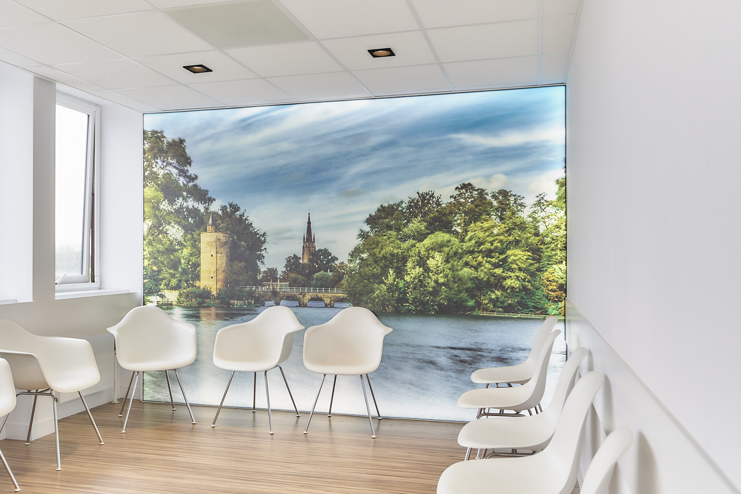 Mur lumineux imprimé dans la salle d'attente AZ Sint-Jan Brugge
