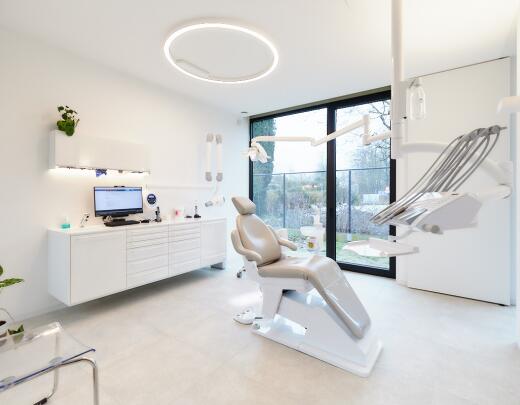 Standaard spanplafonds praktijkruimte tandarts Puurs